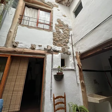 Unica En Holiday home Xativa